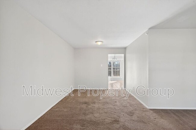 Building Photo - 3644 Vago Ln