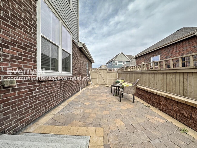 Building Photo - 14694 E Crestridge Dr