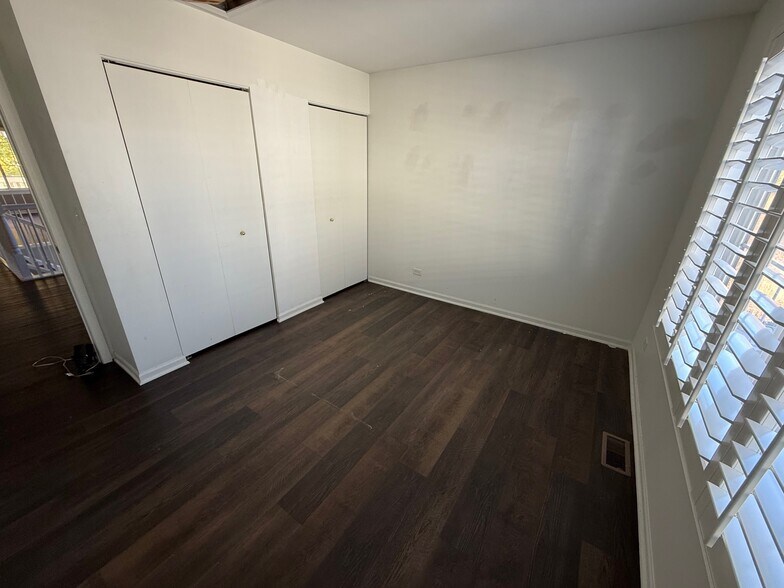 Building Photo - 1586 New Haven Dr