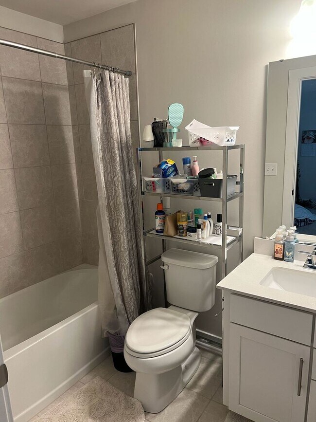 Building Photo - Elegant Home located in Union County with 5BR/4BA