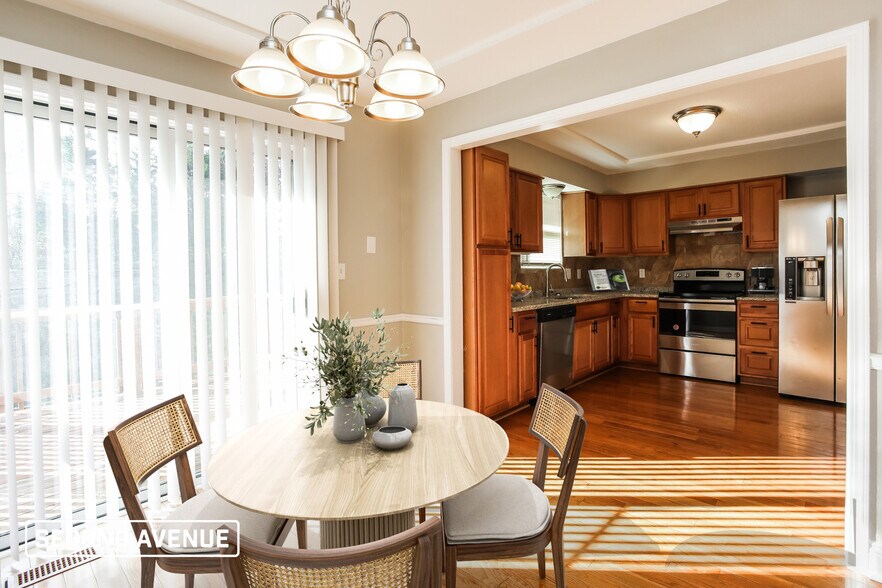 Building Photo - 1705 Vilas St