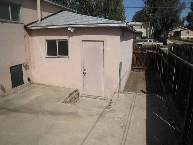 Building Photo - Beautiful La Mesa home w/ huge yard & garage