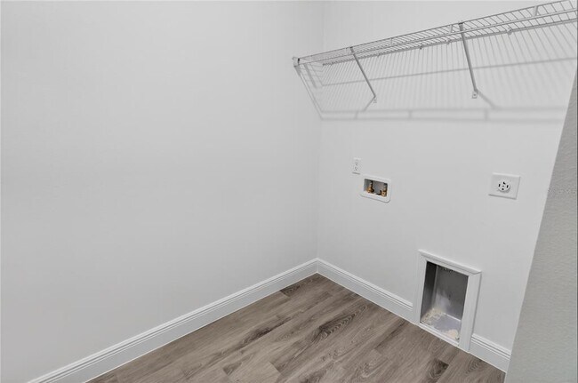 Building Photo - 3272 W Fairbank Dr