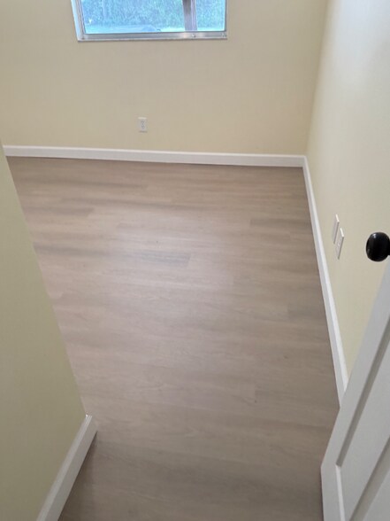 Building Photo - 4127 Grove Pl