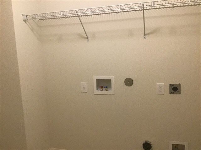 Building Photo - 9450 Plum Court