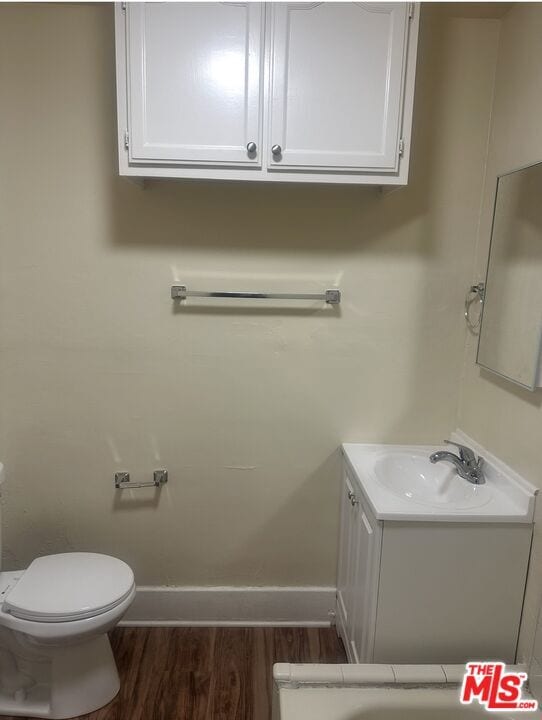 Building Photo - 6901 S Menlo Ave