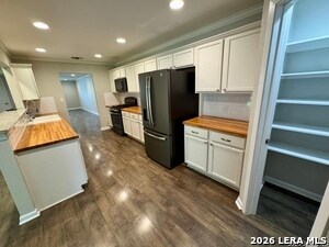 Building Photo - 1723 Corita St