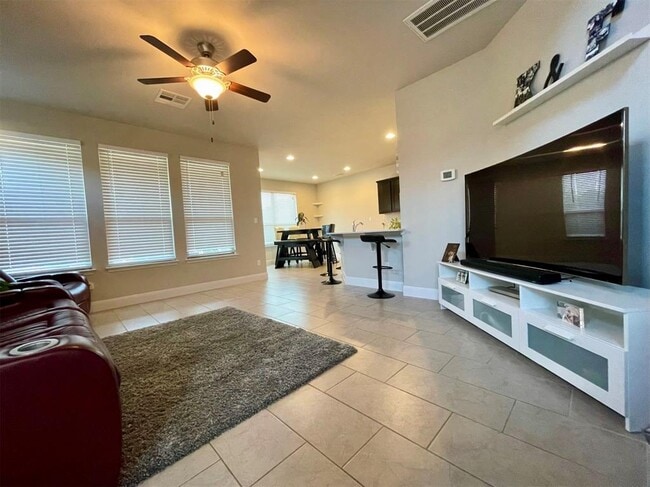 Building Photo - 1036 Chad Lp