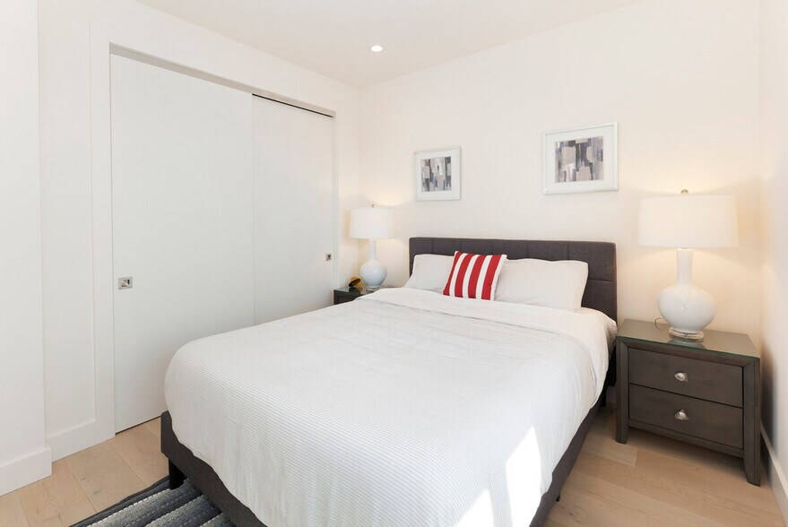 Building Photo - 134B Lexington St