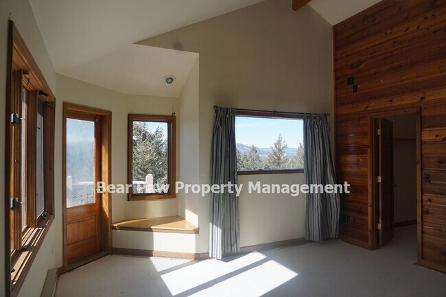 Building Photo - Amazing Views of Mt. Evans in Evergreen Highlands!