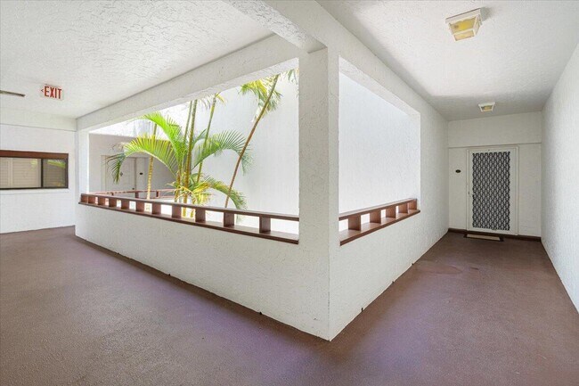 Building Photo - 1630 Seaway Dr
