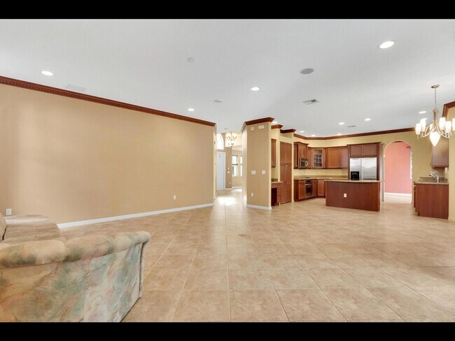 Building Photo - 3043 Hartridge Terrace