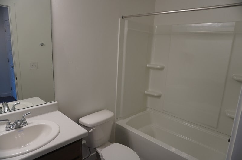 Building Photo - 4250 Bromwell Ct