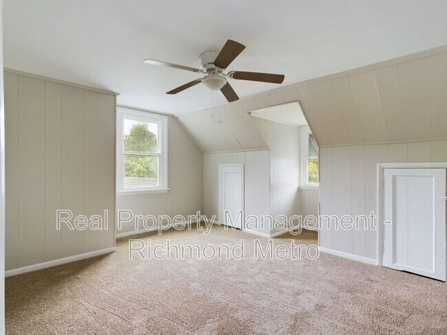 Building Photo - 1812 Gatewood Ave