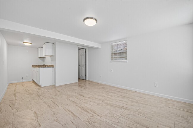 Building Photo - 4901 Stimson St