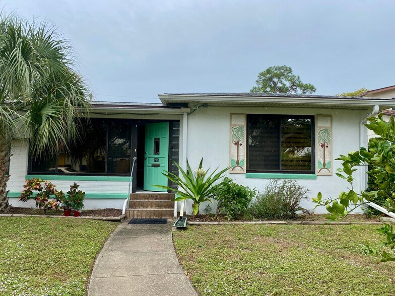 Building Photo - 251 Mateo Way NE