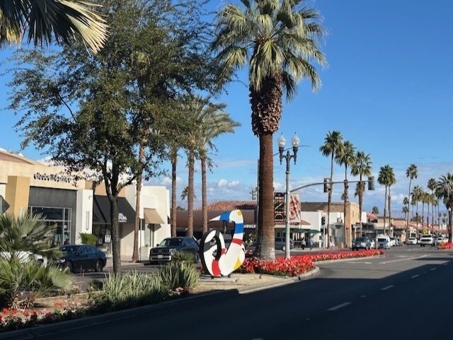 Building Photo - 45225 Sunset Ln