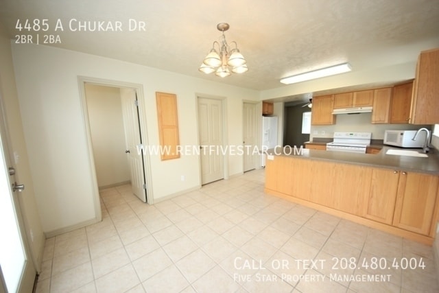 Building Photo - 4485 Chukar Dr