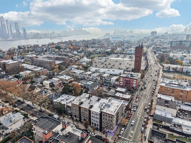 Building Photo - 97 Clifton Terrace