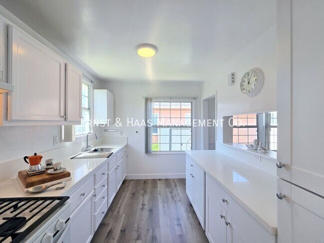 Building Photo - 2814 Candlewood St