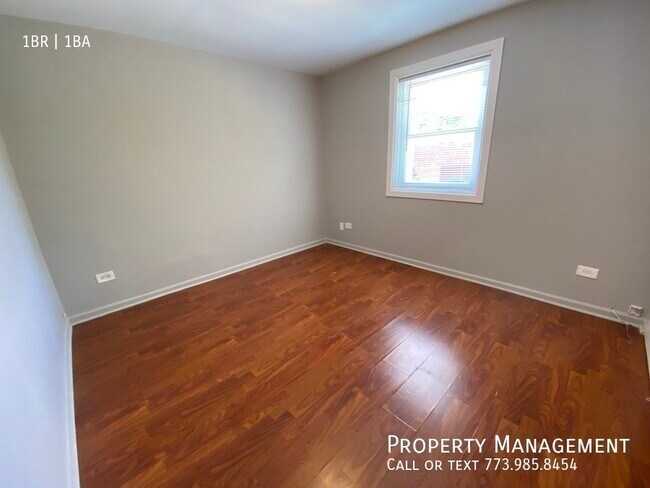 Building Photo - 8850 S Saginaw Ave