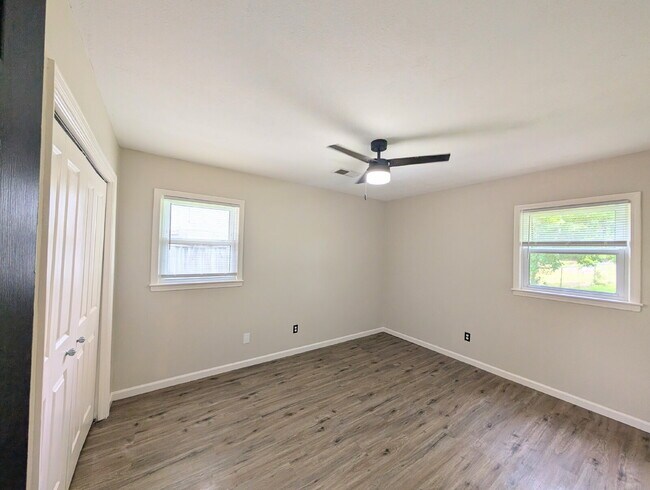 Building Photo - Fully Renovated 3BR/2BA, Fenced Yard, Pet-Friendly — Minutes to Fort Benning — Lawn Care, Pest Co...