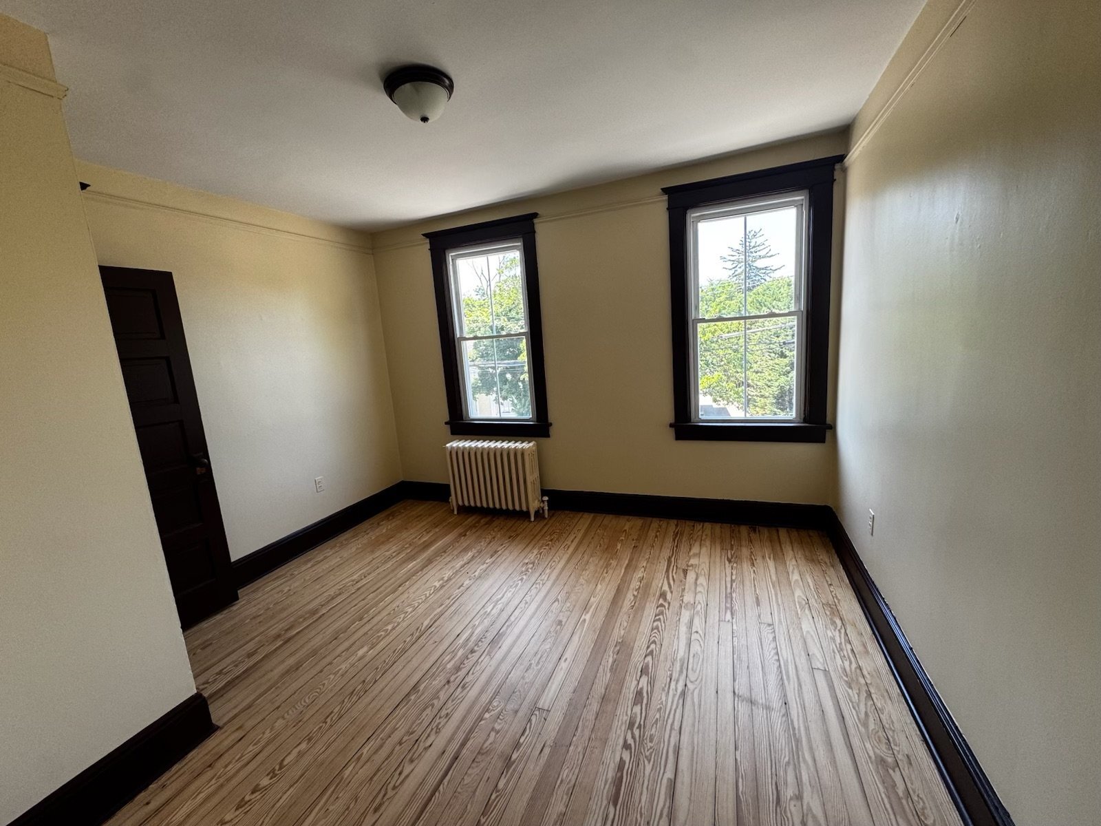 Building Photo - 226 Glen Cove Ave