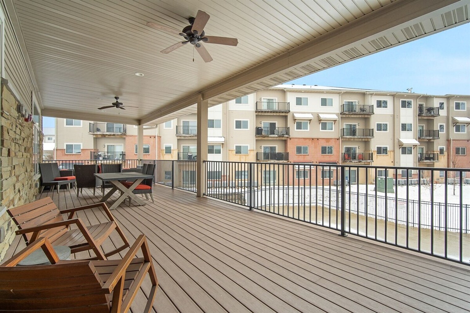 Building Photo - 8350 Cascade Ave