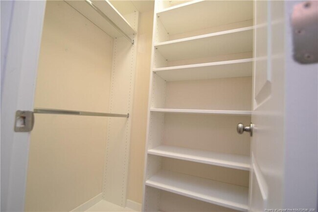 Building Photo - 1028 Laurel Twist Rd