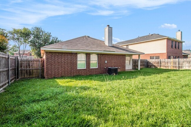 Building Photo - Charming 4-Bedroom, 2-Bathroom Home
