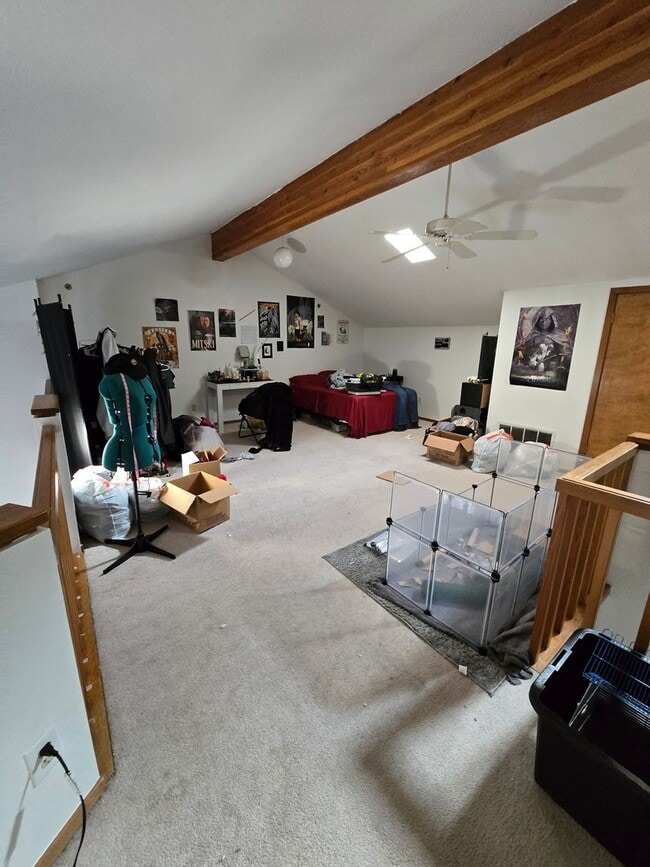 Building Photo - 2 Bedroom Plus Loft with covered parking!