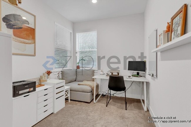 Building Photo - 14134 SW 165th Ave