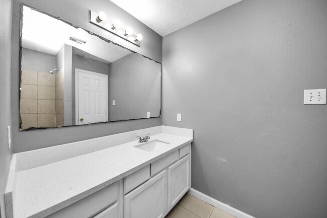 Building Photo - 8126 Jutland Rd