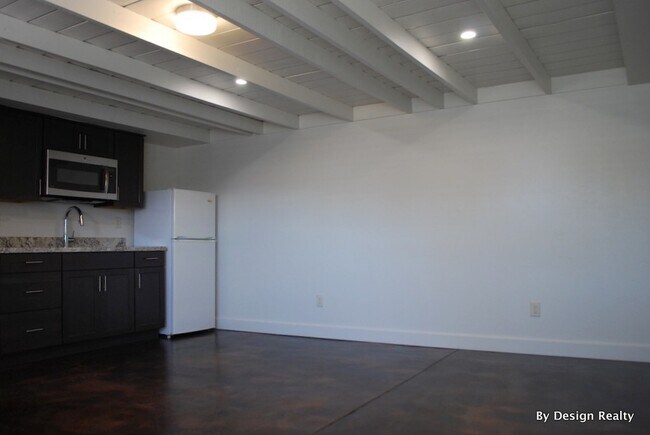 Building Photo - 2501 East 5th Street