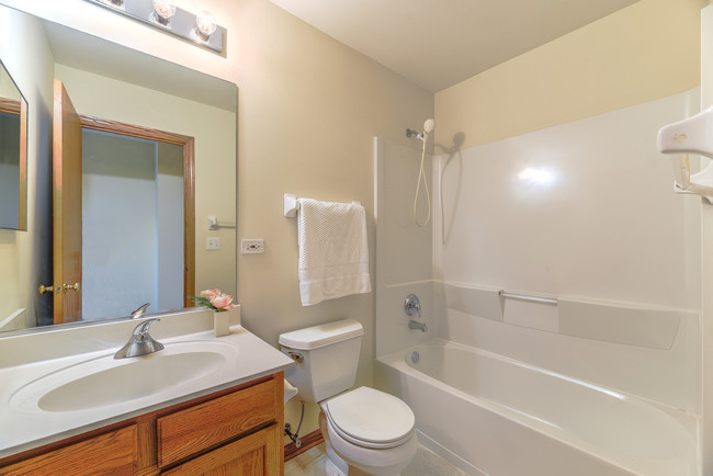 Building Photo - 1623 S Candlestick Way