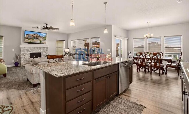 Building Photo - 6687 Rolling Creek Dr