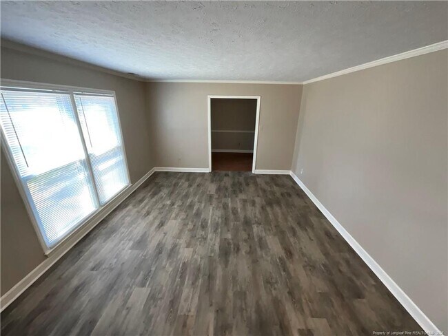 Building Photo - 619 Lufkin Cir