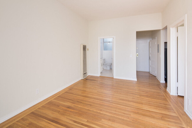 Interior Photo - 3605 20th Street