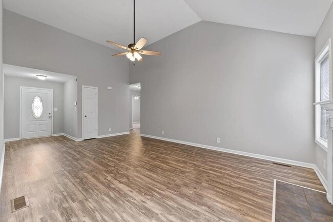 Building Photo - 3136 Brook Hill Dr