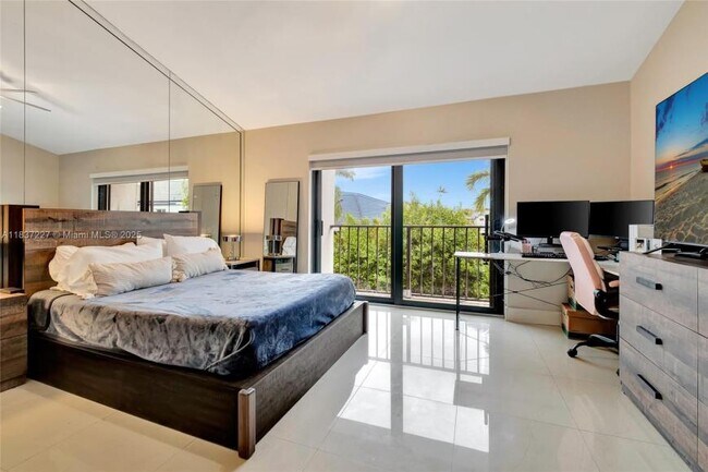 Building Photo - 2 bedroom in North Miami Beach FL 33179