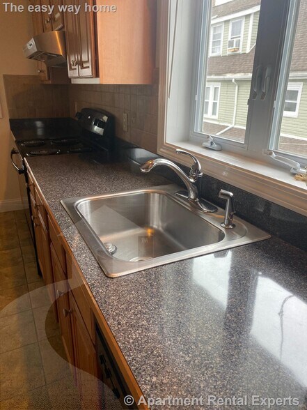 Building Photo - 188 Harvard St