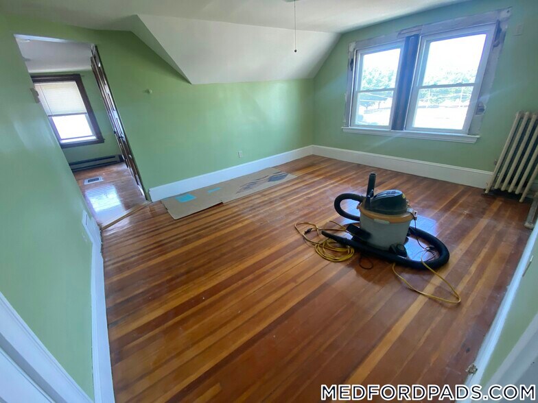 Building Photo - 48 Summer St