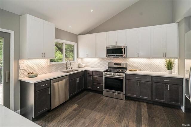 Building Photo - 429 Londondary Dr