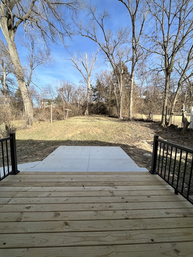 Building Photo - 7019 N 33rd St