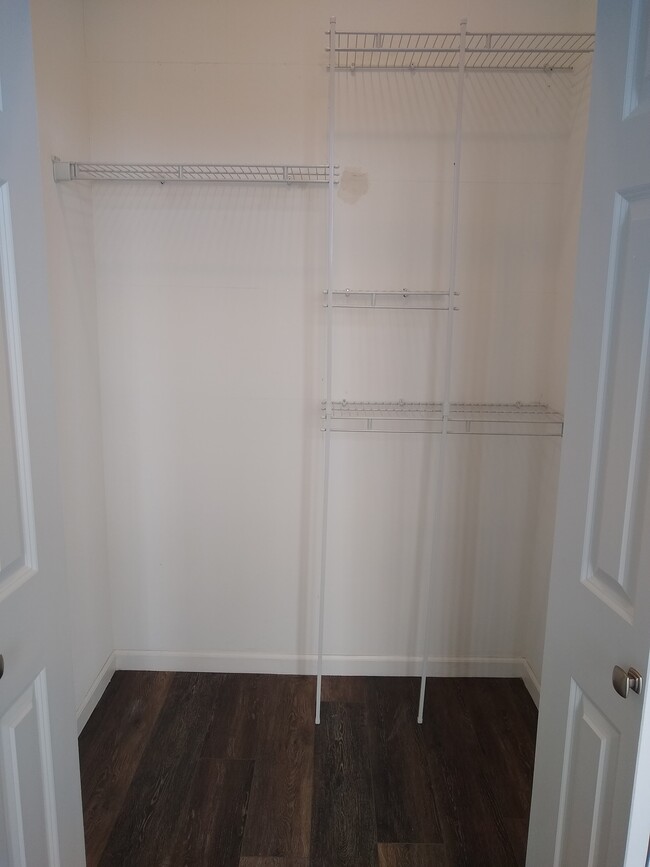 bdrm 1 walk in closet - 1204 7th Ave