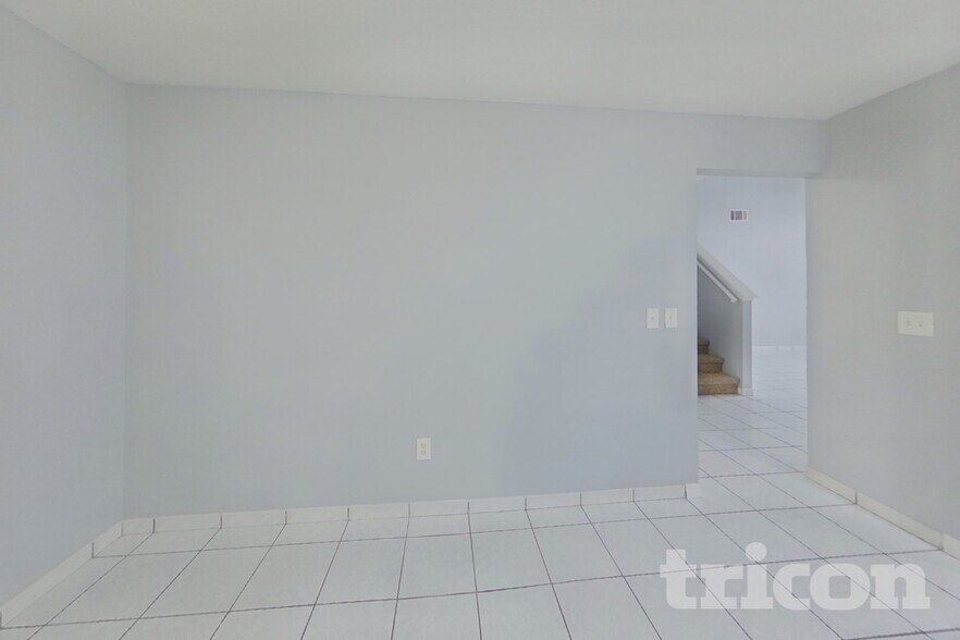 Building Photo - 234 Satinwood Cir