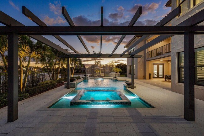 Building Photo - 17511 Cadena Dr