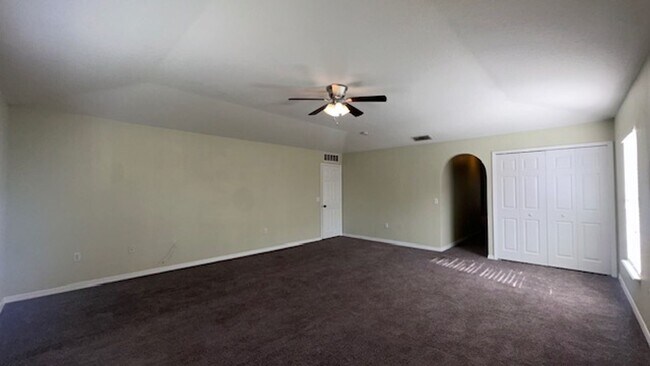 Building Photo - 4/3.5 home located at Randa Ridge!!!