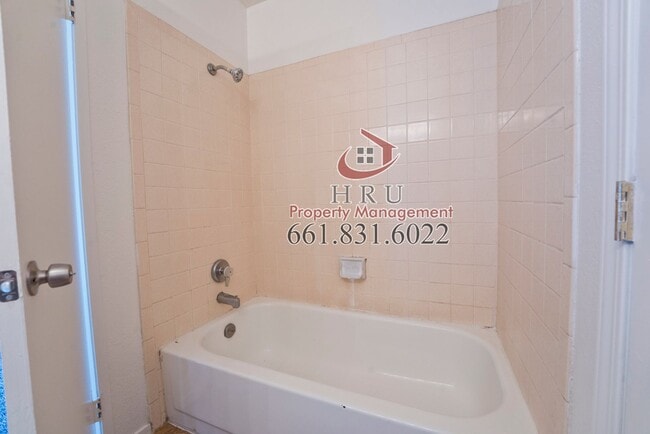 Building Photo - SW- condo 2bed-1.bath
