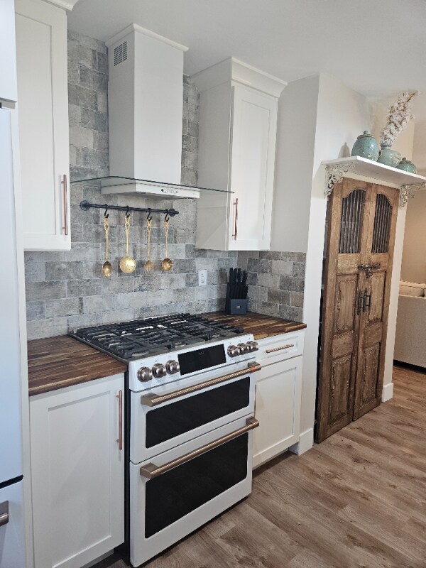 Building Photo - 24375 Leadstone Dr